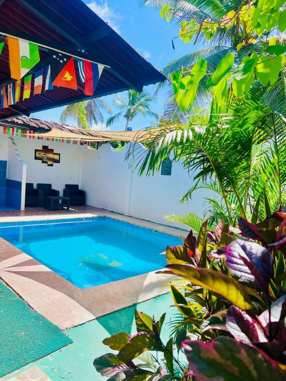 The Galapagos Pearl B&B Puerto Ayora  Buitenkant foto