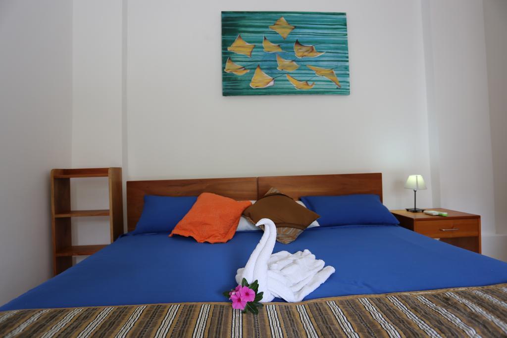 The Galapagos Pearl B&B Puerto Ayora  Buitenkant foto